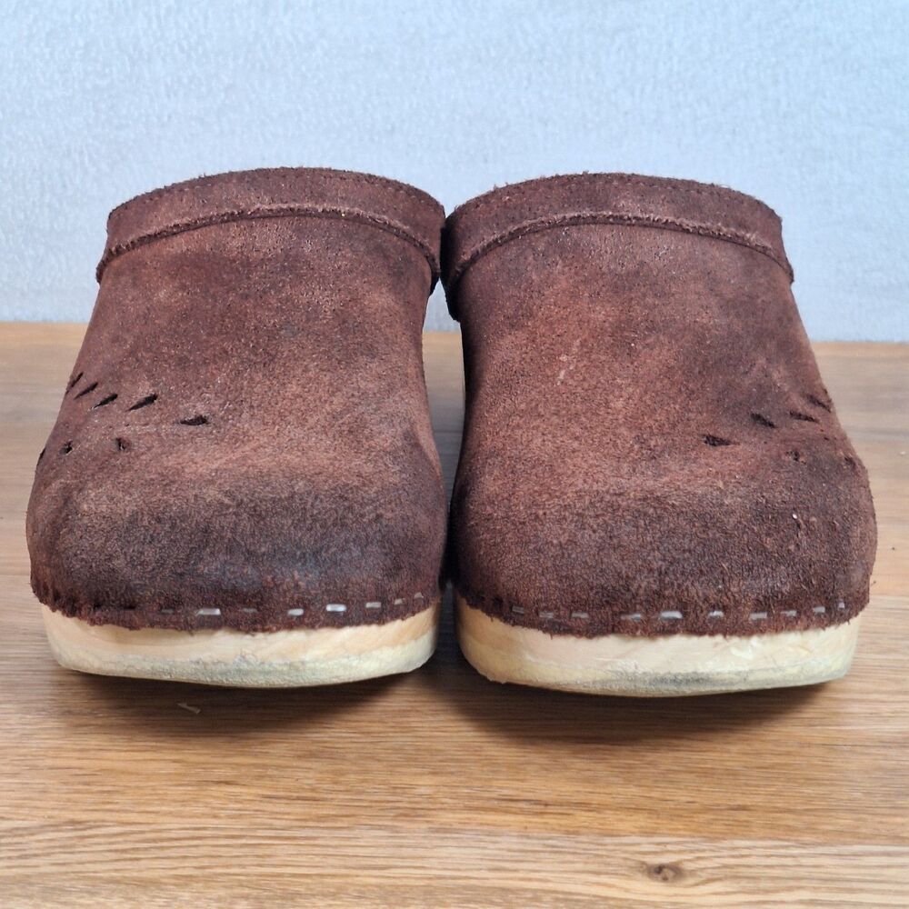 Sven Women's EU 40 Slip-On Suede Clogs Brown Leaf Punch Detail Leather Lined - Picture 2 of 13